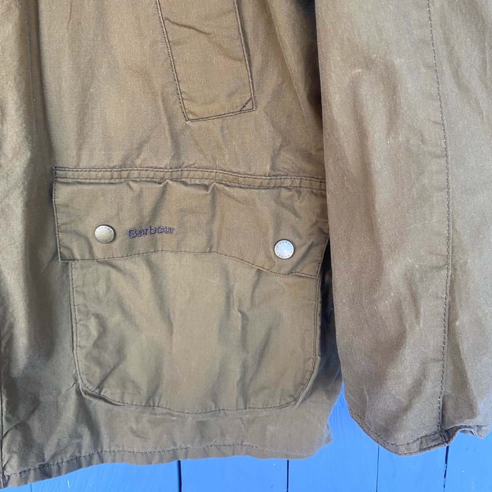 Men’s Barbour Ashby Lightweight (4oz) Waxed Cotton Jacket - Picture 6 of 6